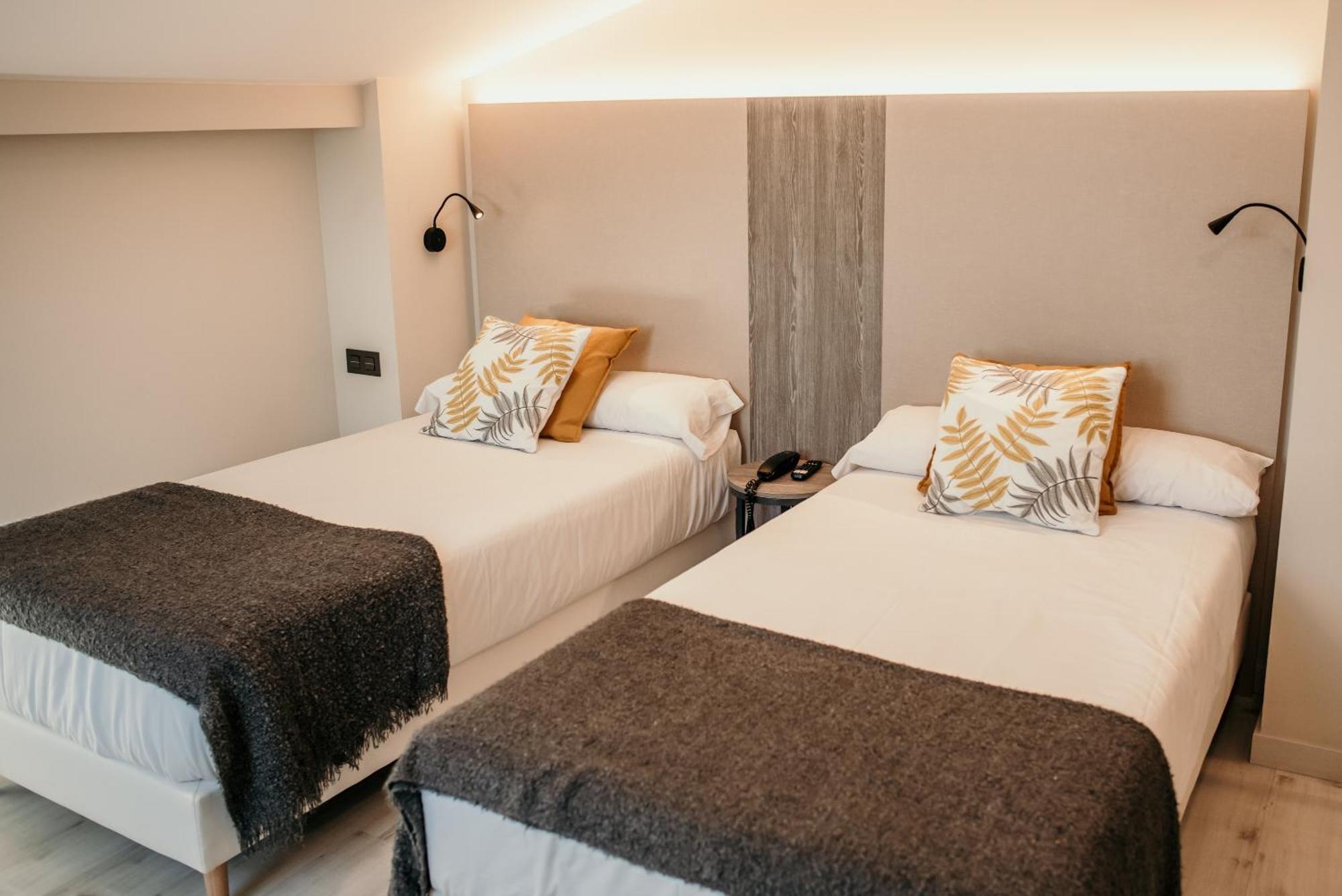 Hotel Lux Melide Ngoại thất bức ảnh