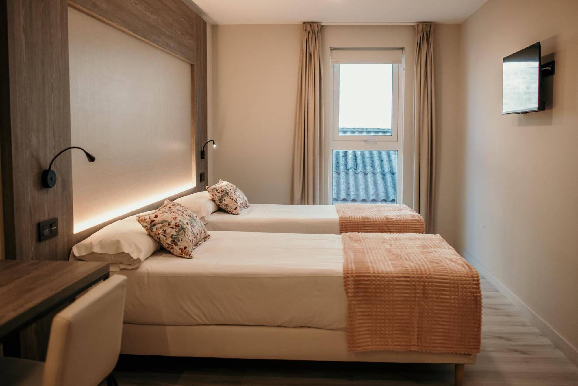 Hotel Lux Melide Ngoại thất bức ảnh